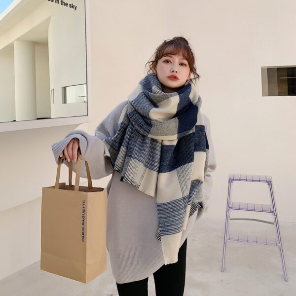 Women's Japanese-style White And Blue Plaid Scarf - Image 4